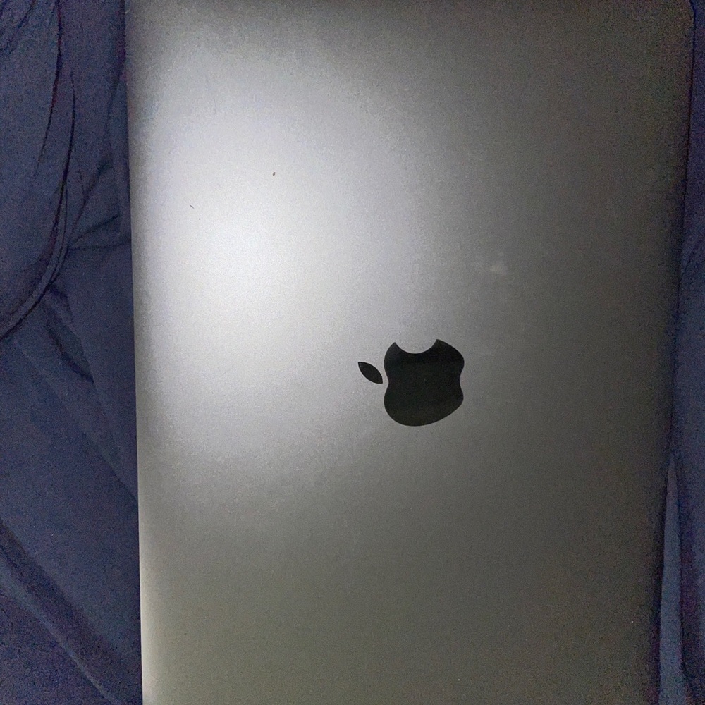 MacBook *SOLD** - Picture 9 of 10